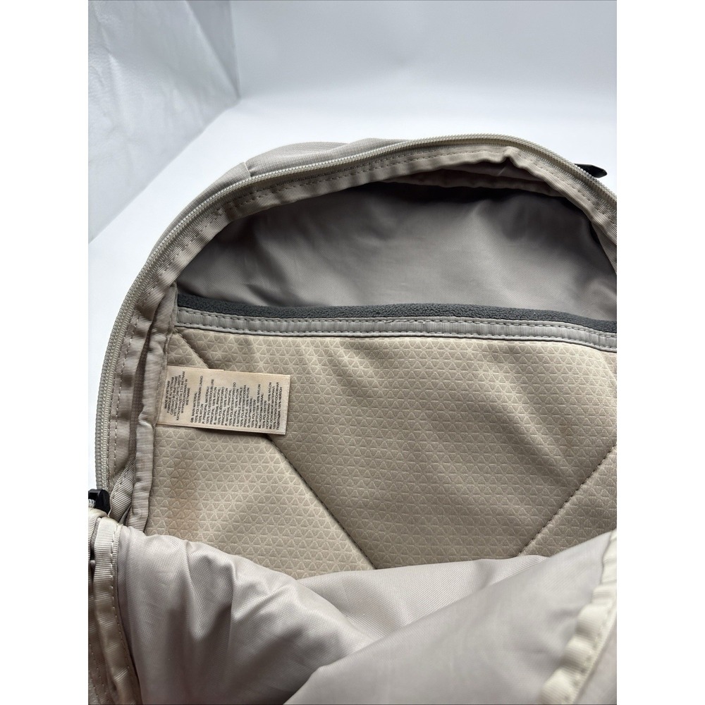 The North Face Women's Isabella Backpack-Gray - Picture 11 of 15
